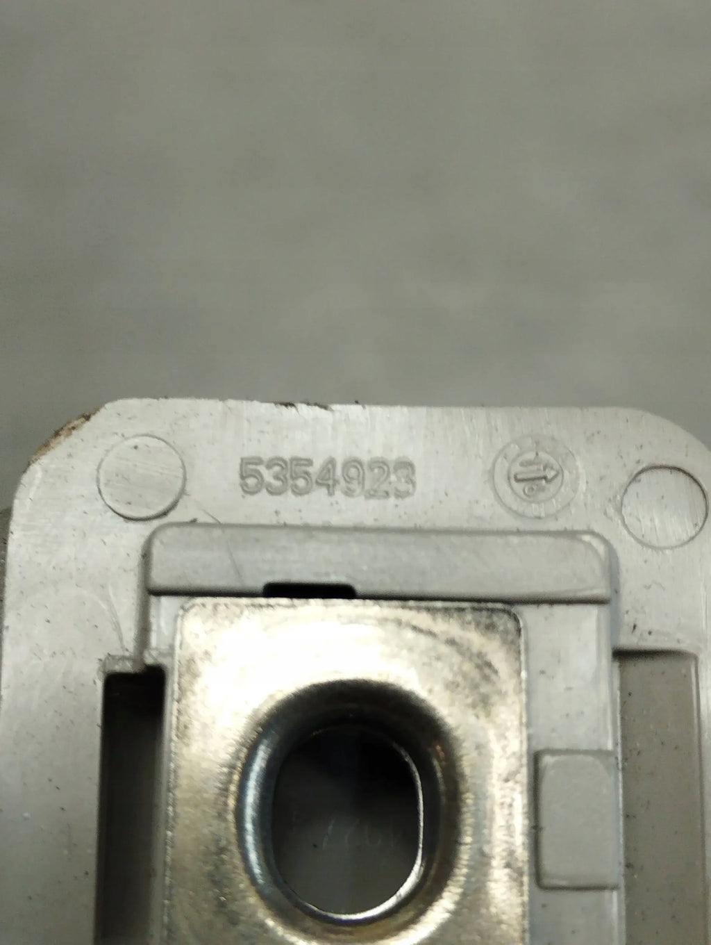 Opel Astra K HEADLINER HANDLE REAR 5354923