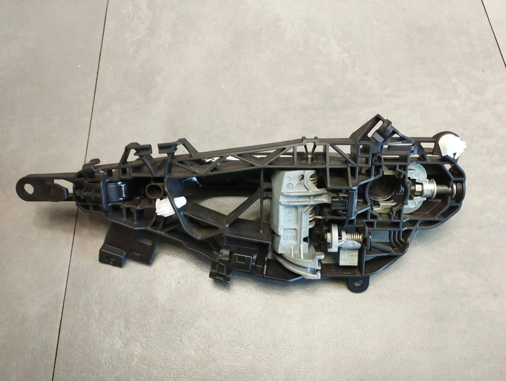 Opel Astra K KOMBI HANDLE RIGHT REAR Z22Y