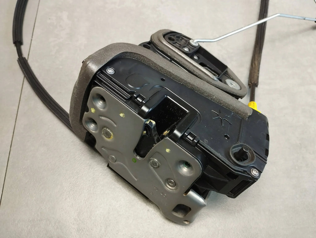 Opel Astra K KOMBI LOCK LEFT REAR