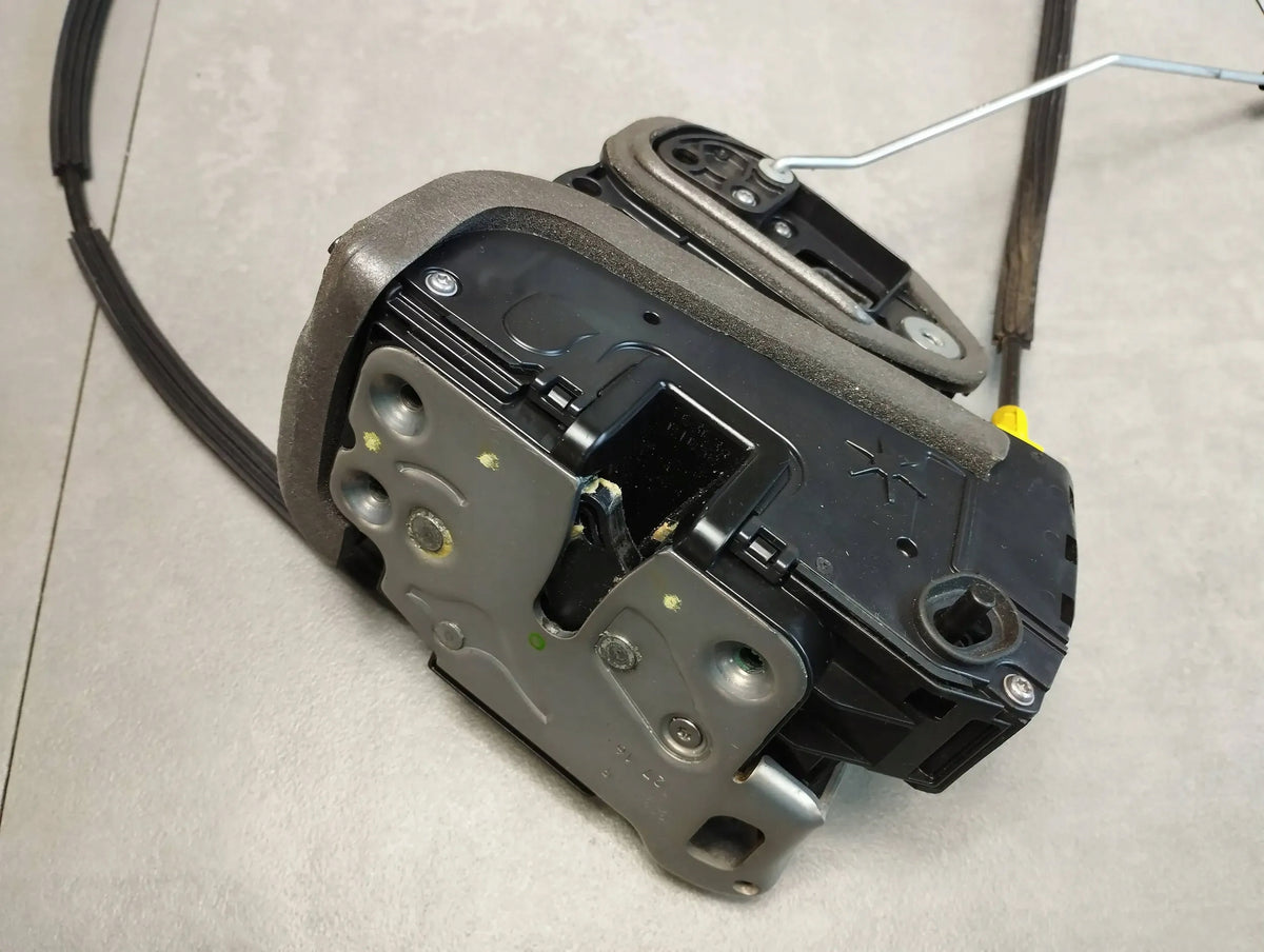 Opel Astra K KOMBI LOCK LEFT REAR