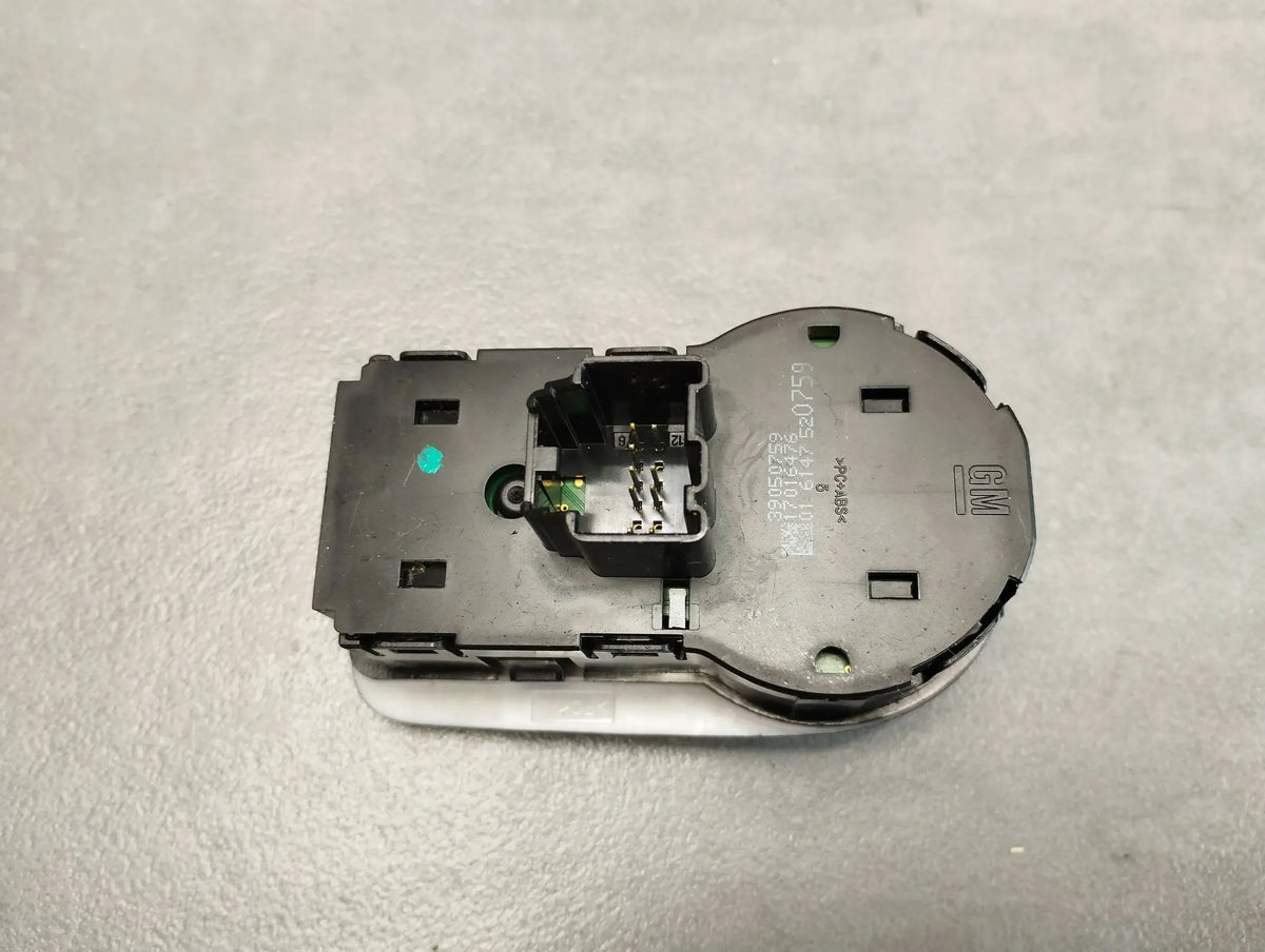 Opel Astra K LIGHT SWITCH 39050759
