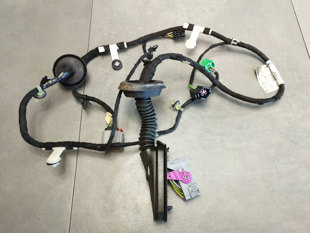 Opel Astra K station wagon door harness right rear 39015035