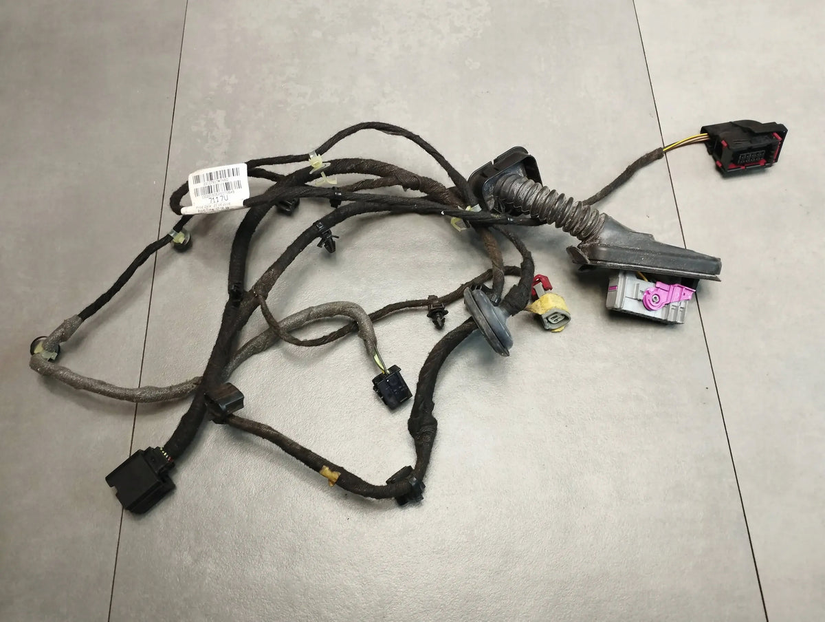 Opel Insignia A KOMBI DOOR HARNESS RIGHT REAR 23107117