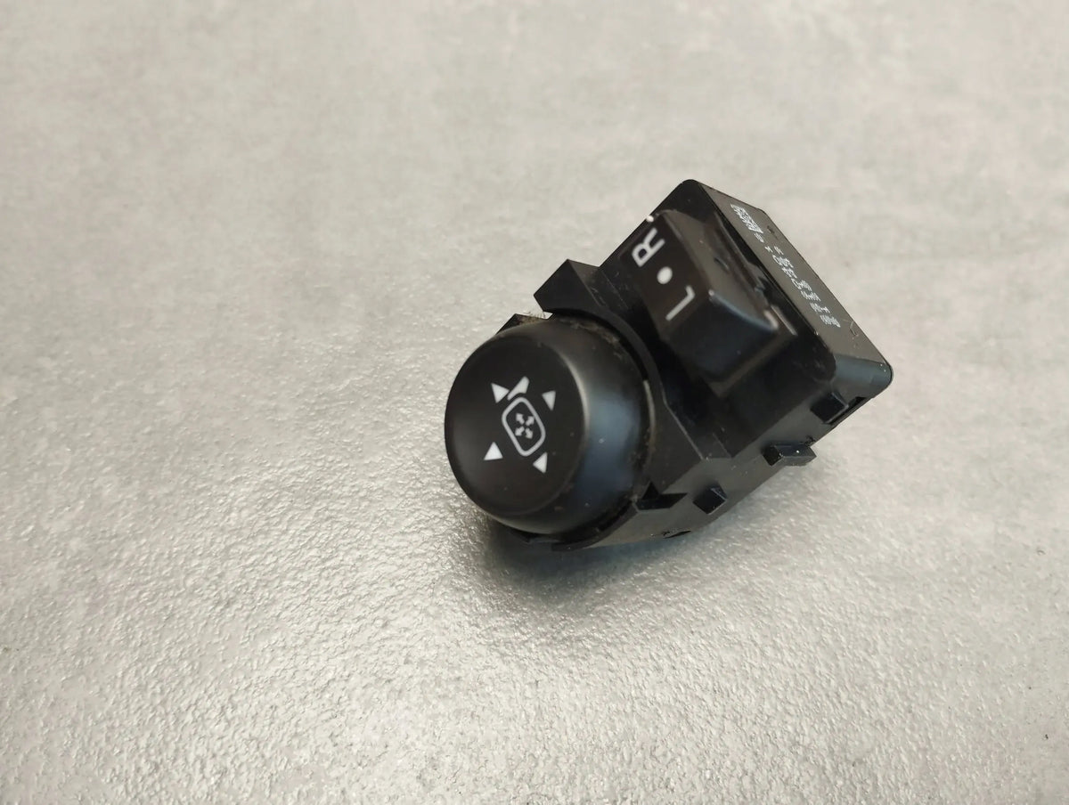 Opel Insignia A LIFT MIRROR SWITCH 23204016