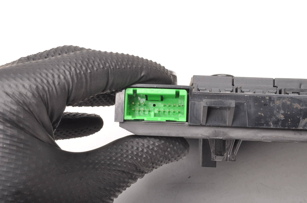 PANEL AIR CONDITIONING SWITCH VOLVO V70 III S80 II 30745818