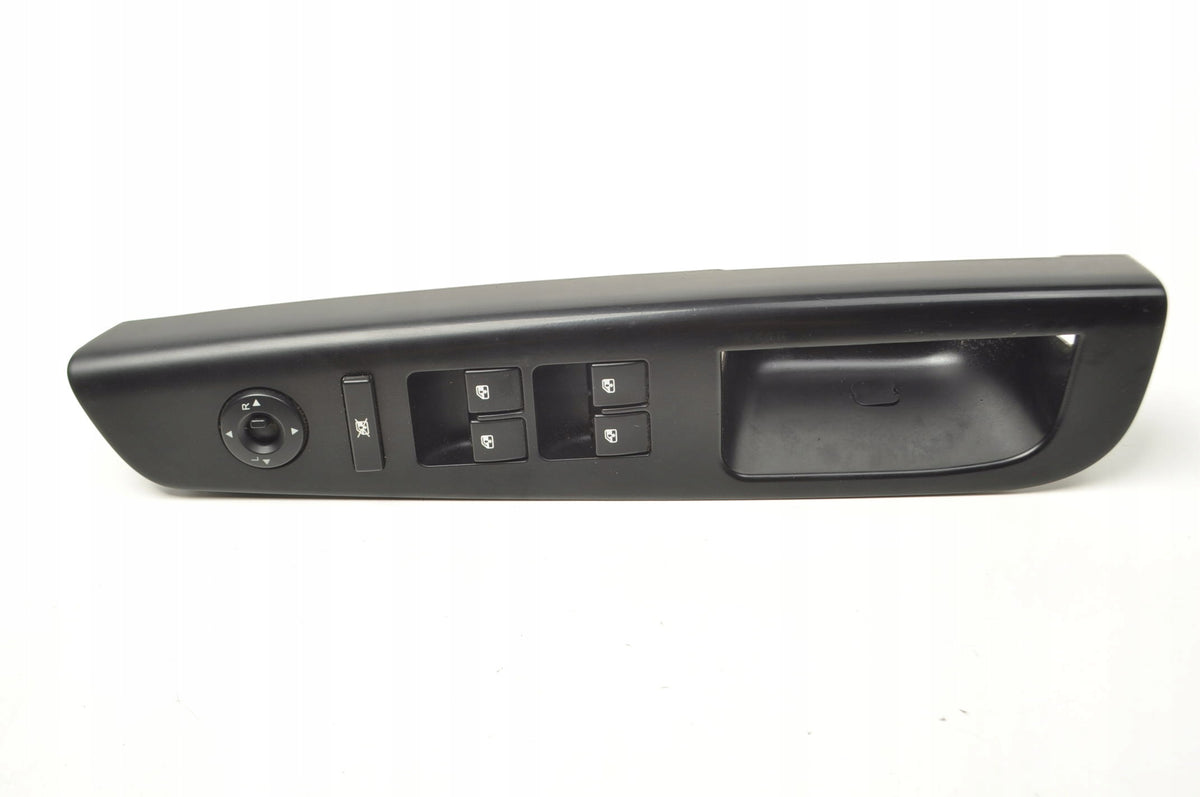 PANEL WINDOW LOWERING BUTTON KIA CEED 82351-1H010 EU