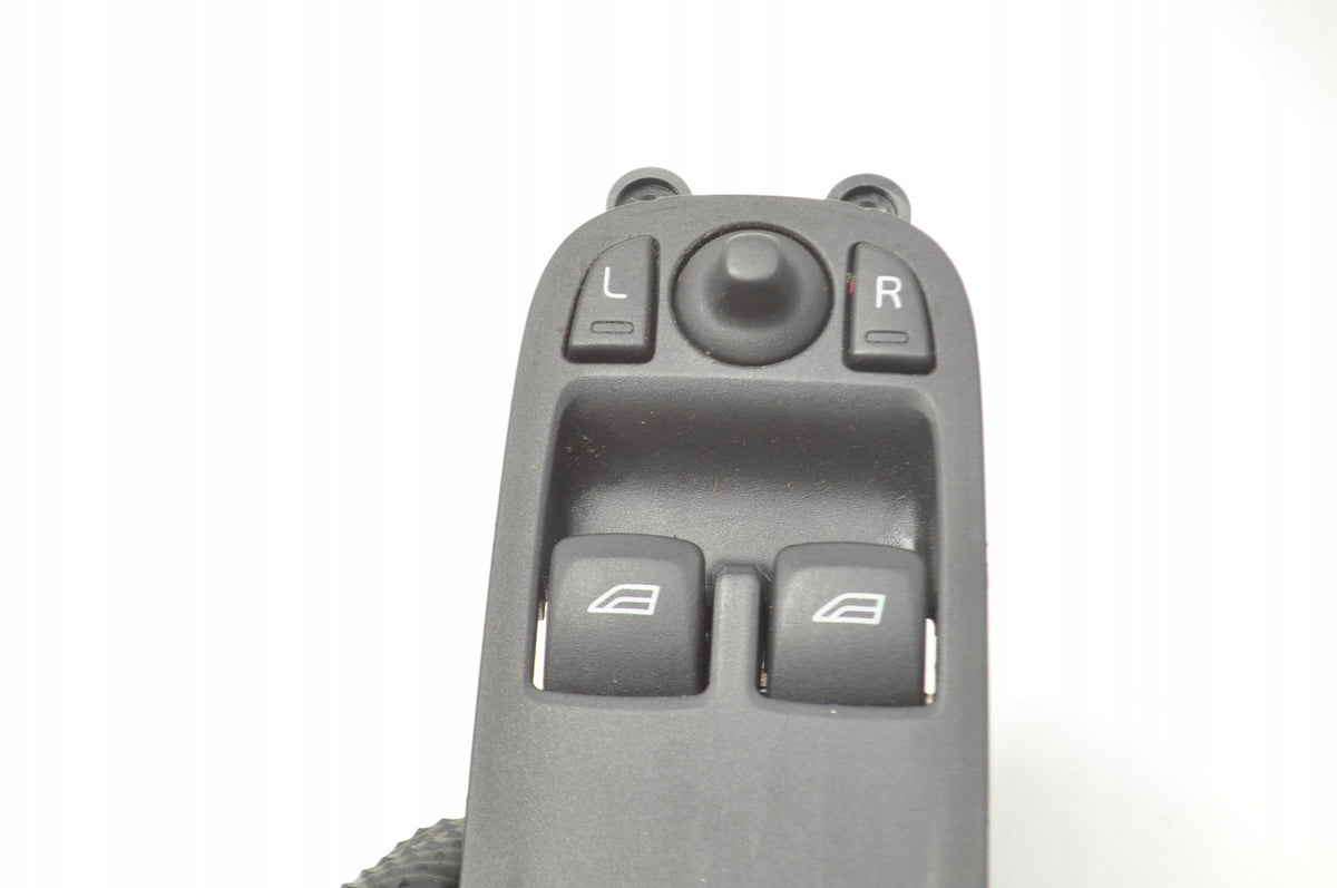 PANEL WINDOW LOWERING BUTTON VOLVO C30 31343552
