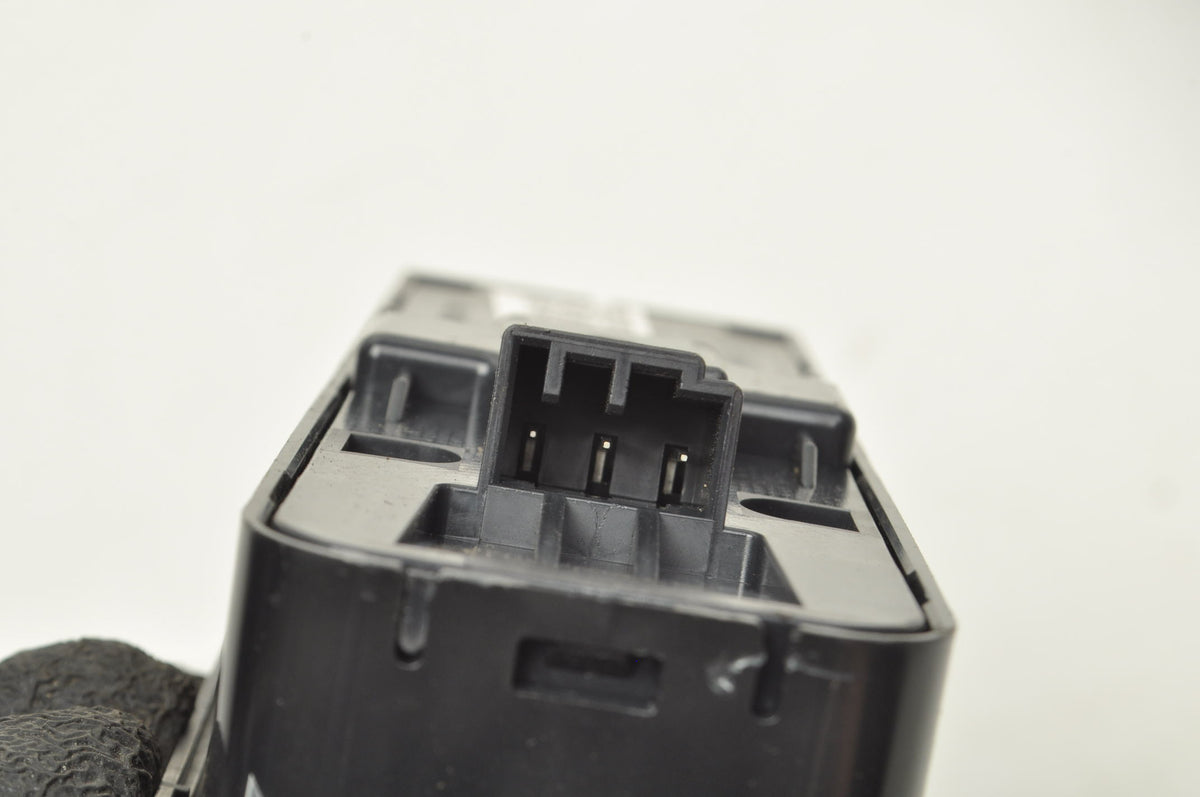 PANEL WINDOW LOWERING BUTTON VOLVO V60 AND S60 II XC60 31343101