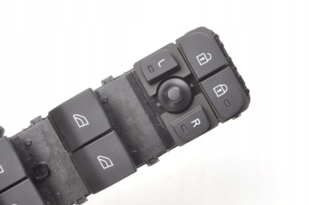 PANEL WINDOW SWITCH P0 VOLVO XC40 32319765