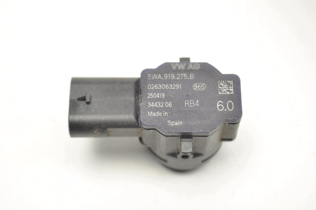 PDC REVERSING PARKING SENSOR VOLKSWAGEN GOLF VIII LIFT 5WA919275B HB 5D