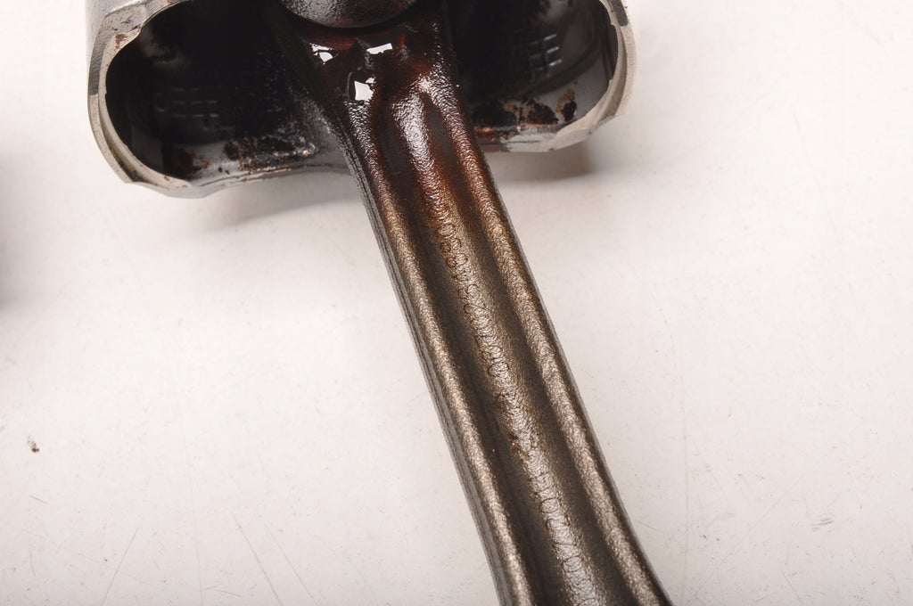 PEUGEOT 2008 AND 1.2 PISTON WITH CONNECTING ROD 9670284880