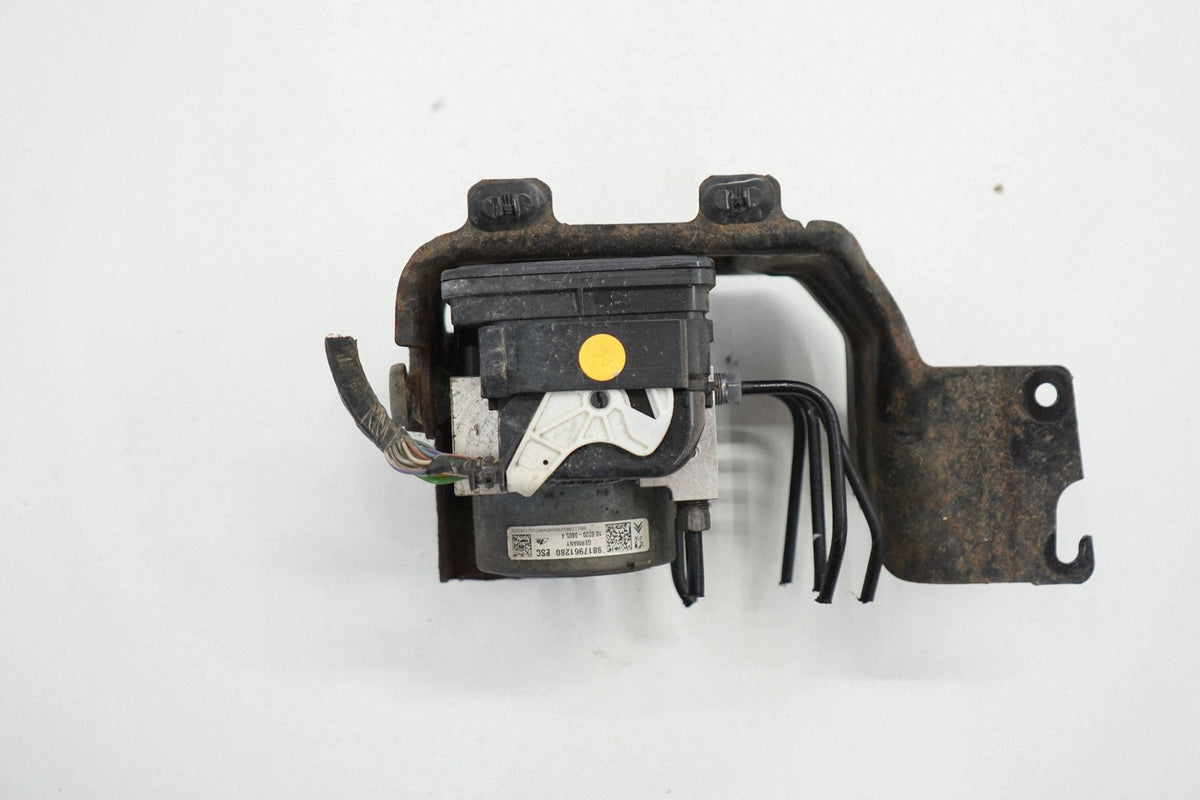 PEUGEOT 2008 AND 16R 1.2 VTI BRAKE PUMP ABS 9817961280