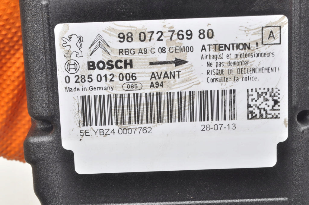 PEUGEOT 2008 AND AIRBAG SENSOR 9807276980