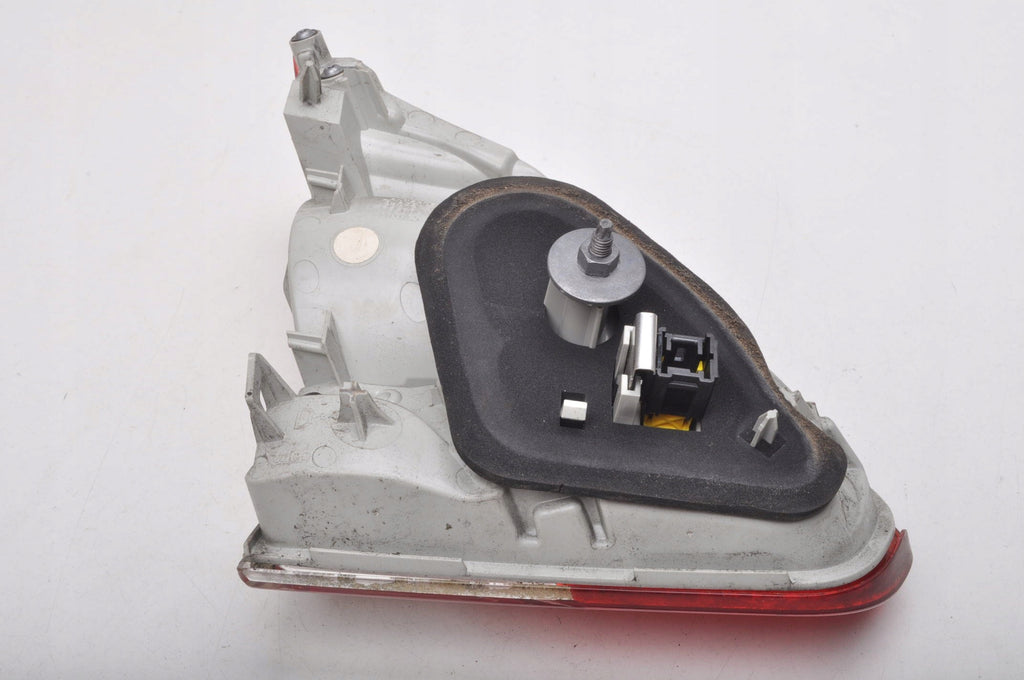PEUGEOT 2008 AND LAMP RIGHT REAR FLAP 9678074580