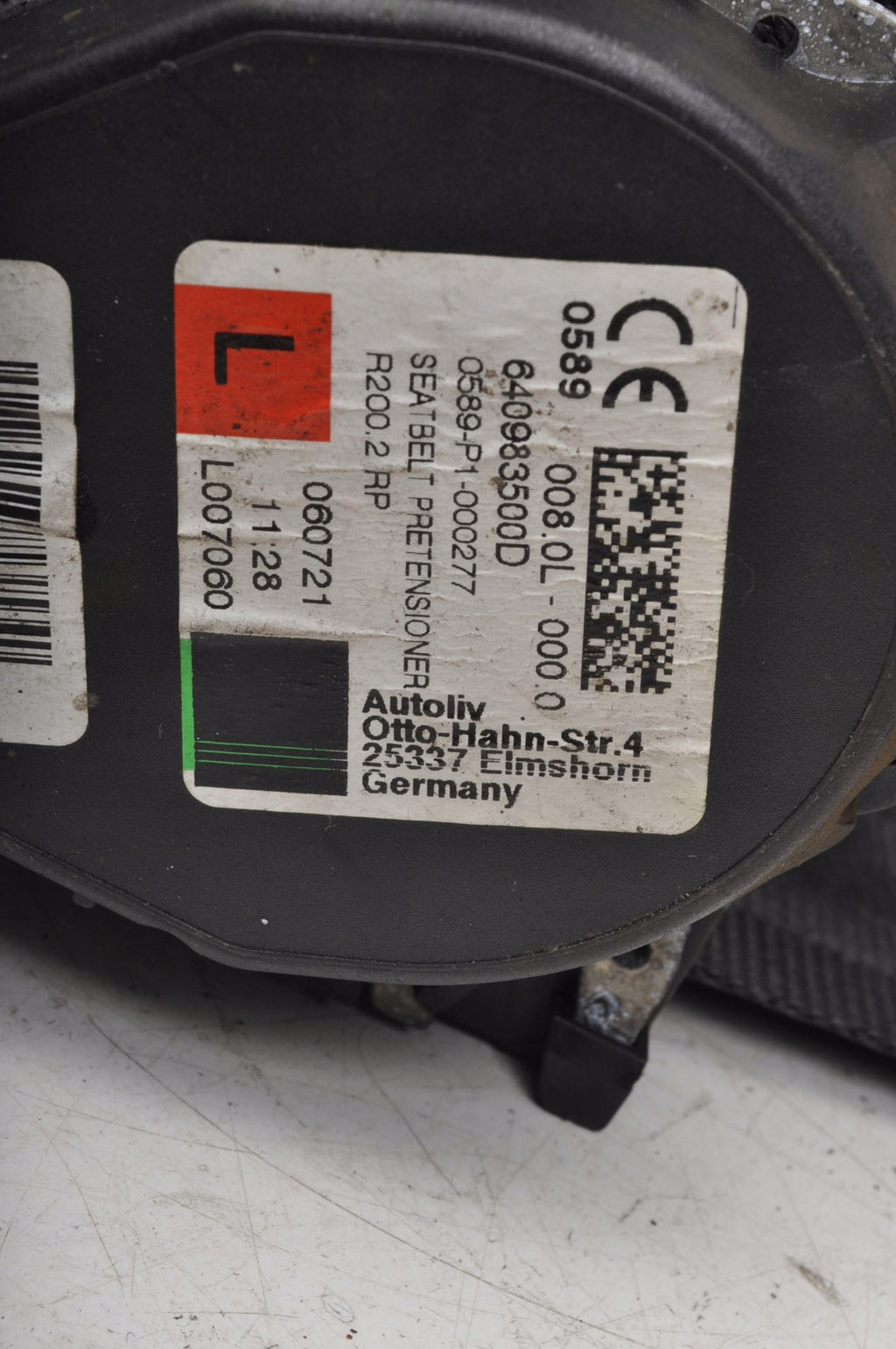 PEUGEOT 2008 II SEAT BELT LEFT FRONT 98266703