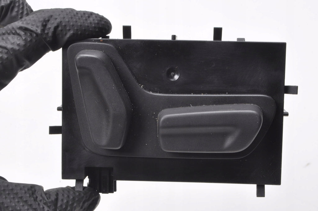 PEUGEOT 3008 II SEAT ADJUSTMENT PANEL RIGHT 9812527477