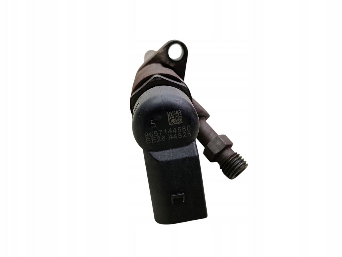 PEUGEOT 307 407 807 CITROEN C4 AND C5 II 2.0 HDI 9657144580 INJECTOR