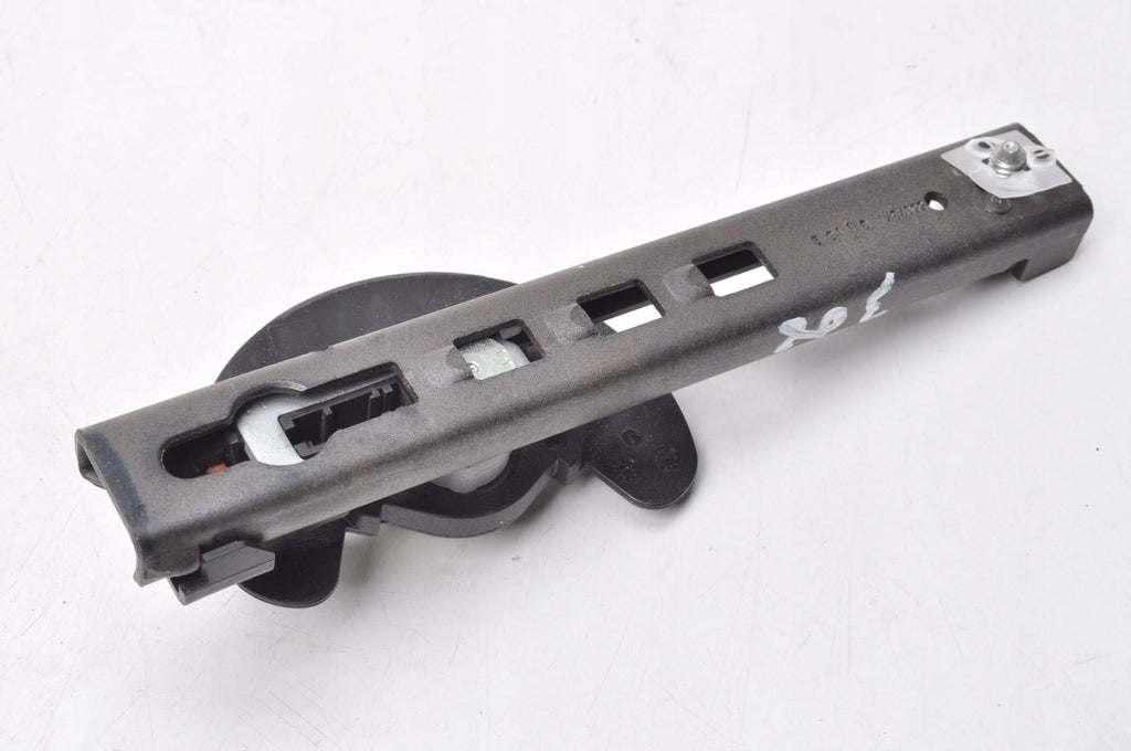 PEUGEOT 308 AND BELT HEIGHT ADJUSTMENT SLIDER