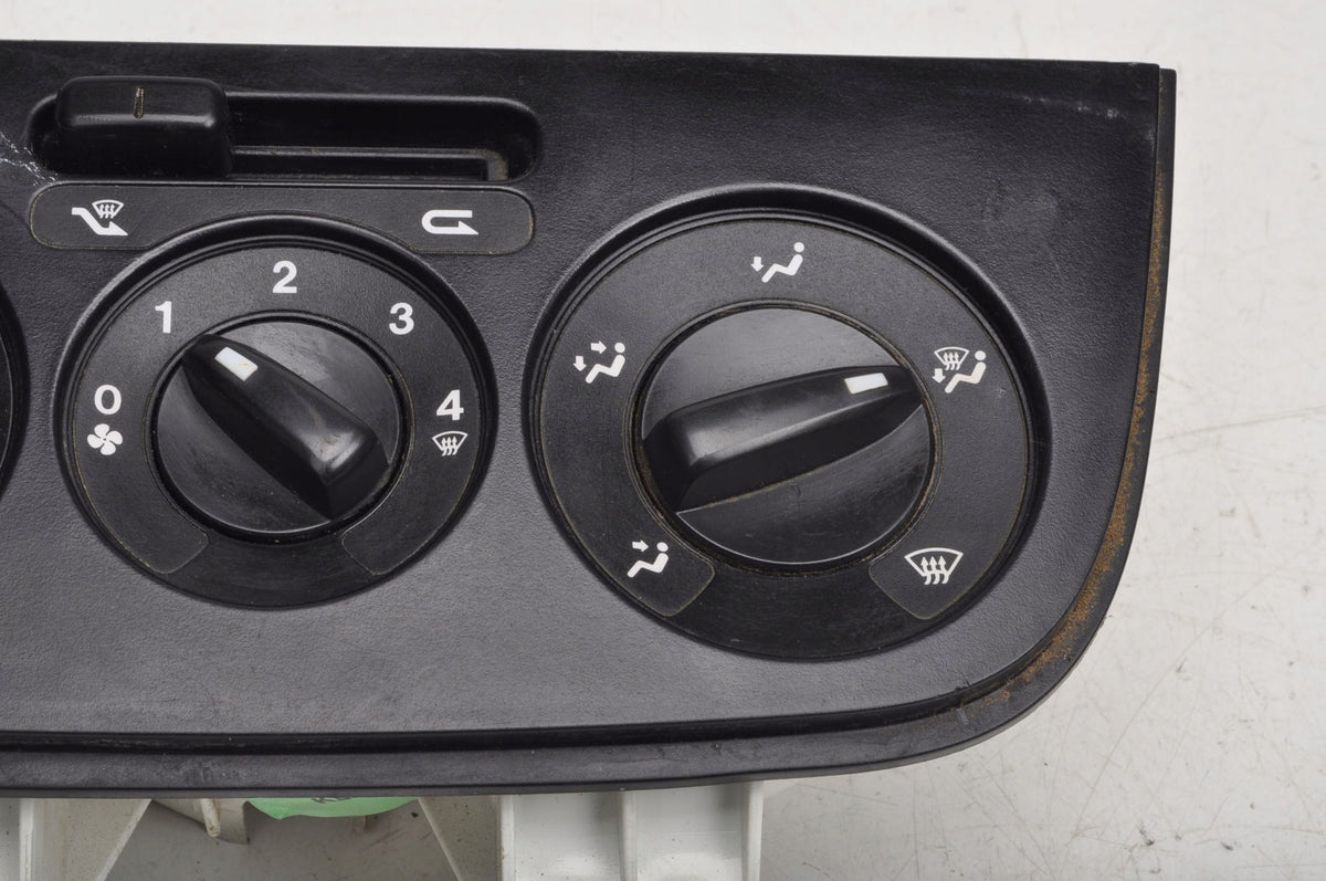 PEUGEOT BIPPER AIR SUPPLY PANEL 735491178