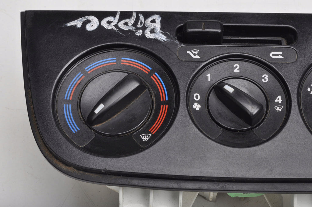 PEUGEOT BIPPER AIR SUPPLY PANEL 735491178