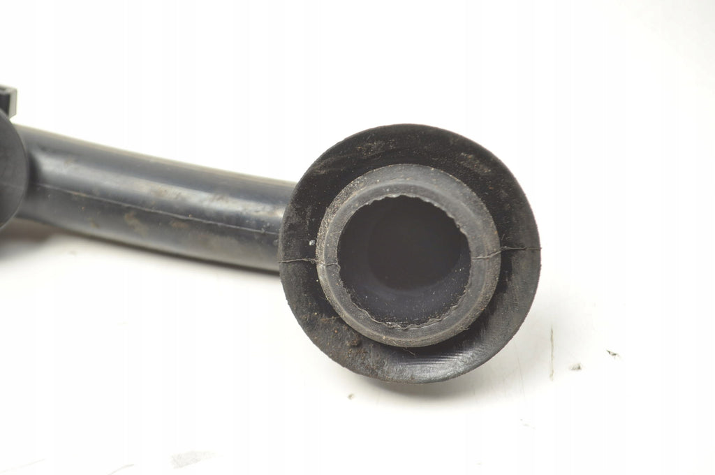 PIPE WATER PIPE VOLVO XC60 II 2.0 16V B4 31652258