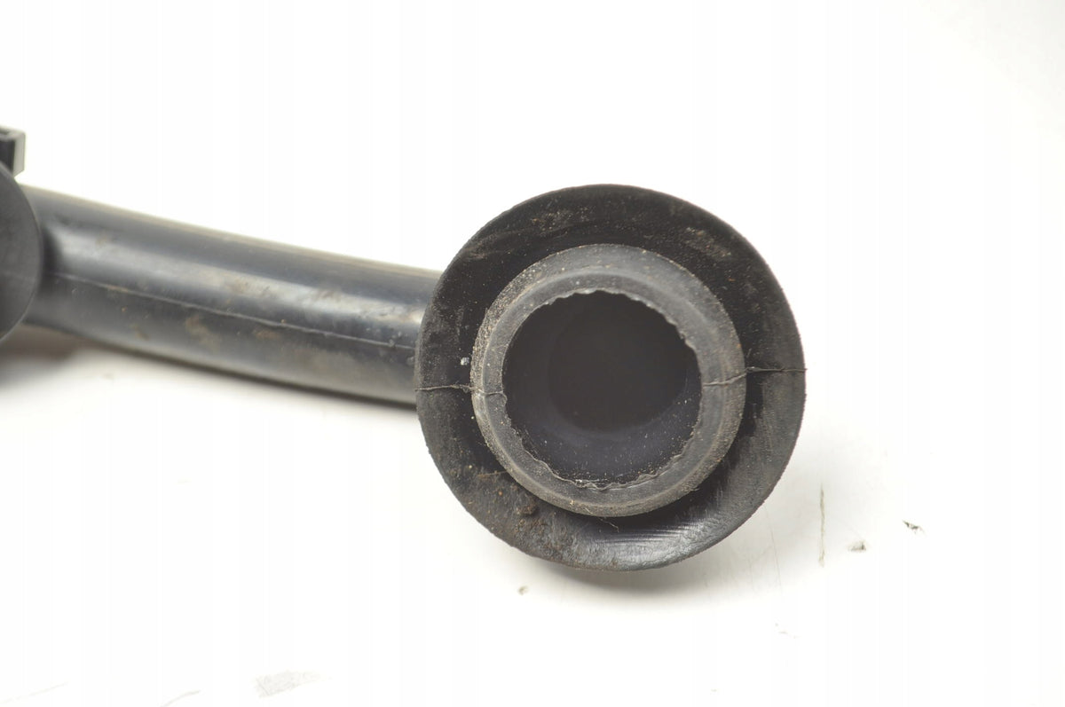 PIPE WATER PIPE VOLVO XC60 II 2.0 16V B4 31652258