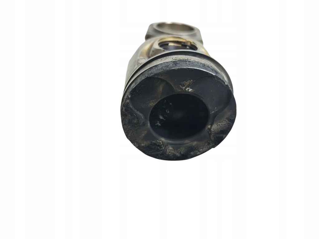 PISTON CONNECTING ROD VOLVO V60 AND 2.4 D4 190KM 174+81L