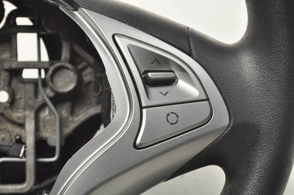 PLASTIC STEERING WHEEL HYUNDAI IX20 96700-1K300 LIFT