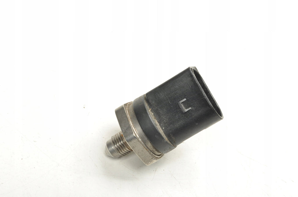 PORSCHE 718 CAYMAN 982 2.5 FUEL PRESSURE SENSOR 0261230415