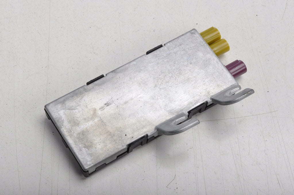 PORSCHE 718 CAYMAN 982 ANTENNA AMPLIFIER 920423001