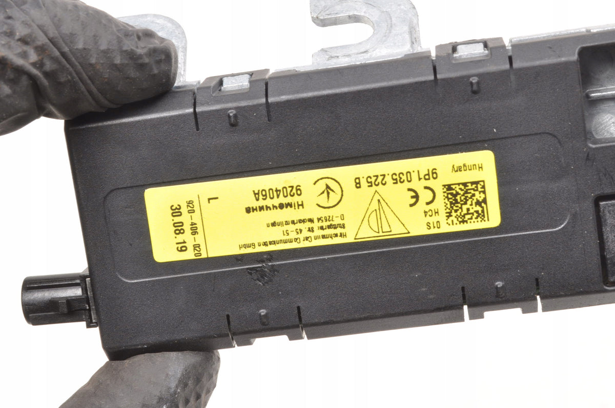PORSCHE 718 CAYMAN 982 ANTENNA AMPLIFIER 9P1035225B