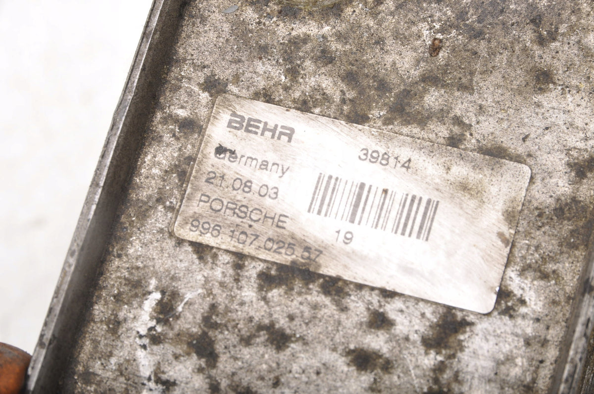 PORSCHE 911 996 3.6 OIL COOLER 99610702557