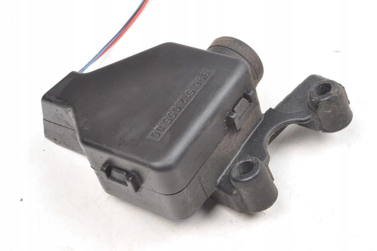 PORSCHE 911 996 TAILGATE ACTUATOR 99651226500