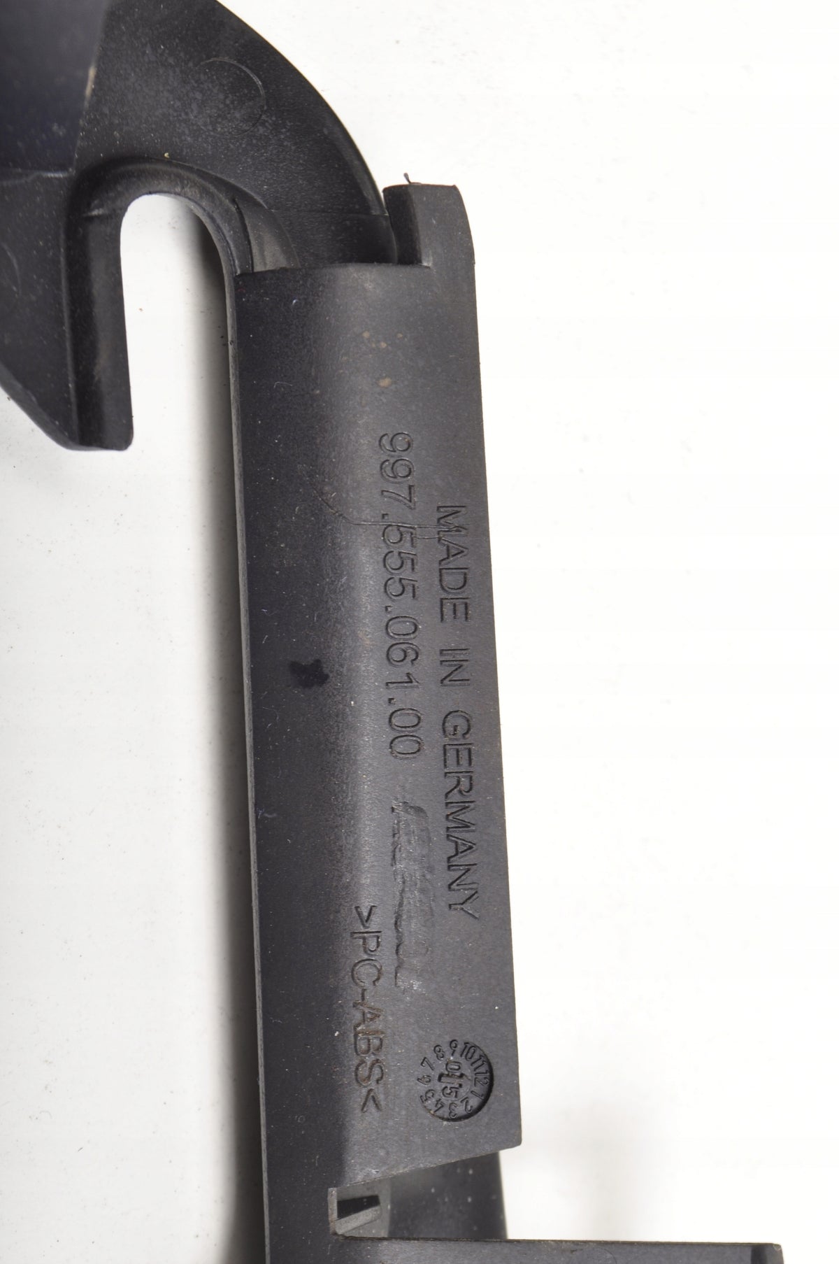 PORSCHE 911 997 SEAT BELT GUIDE HANDLE 99755506100