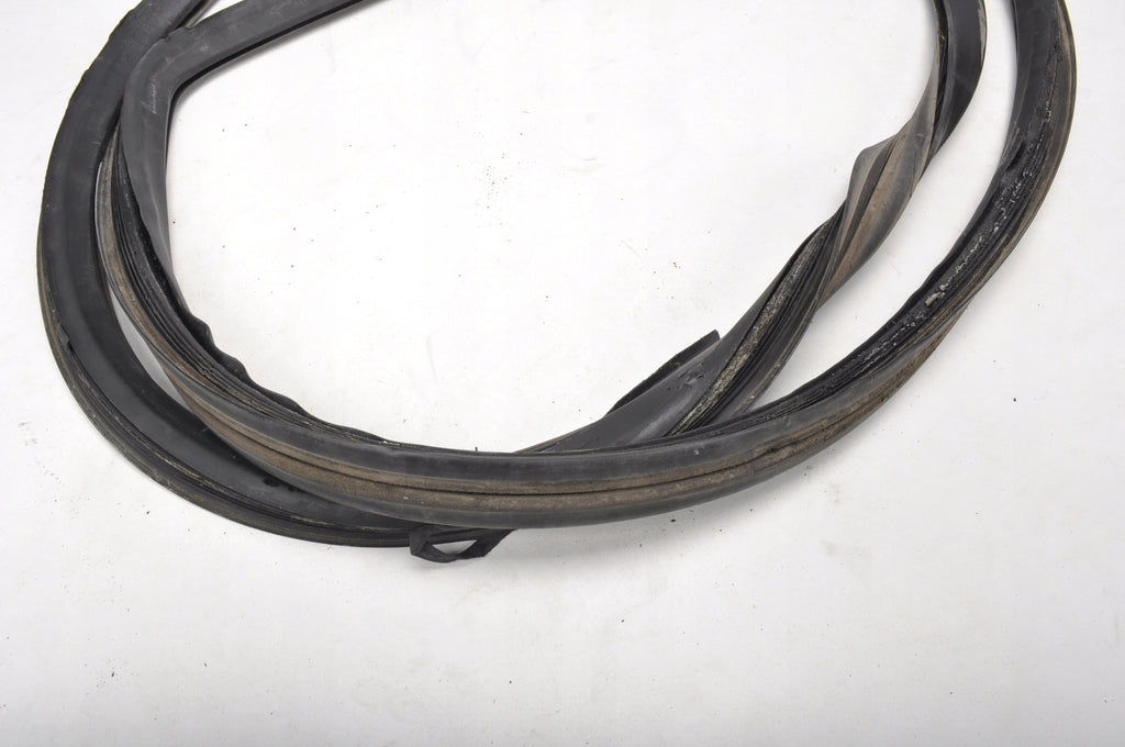 PORSCHE 911 II 930 WINDSCREEN SEAL