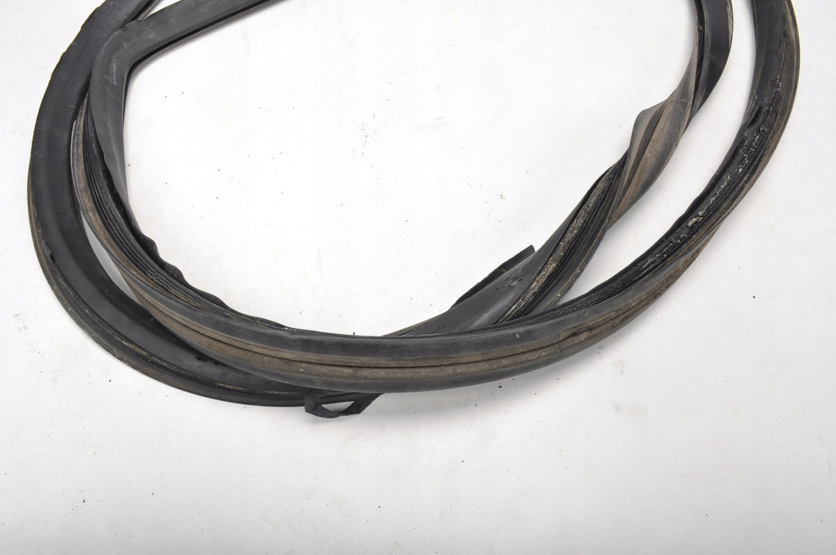PORSCHE 911 II 930 WINDSCREEN SEAL