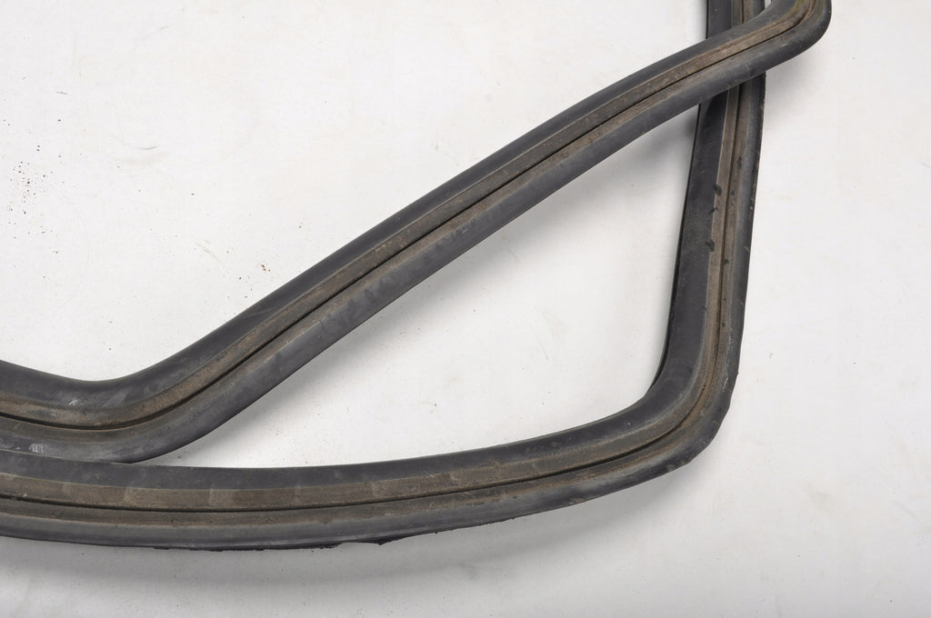 PORSCHE 911 II 930 WINDSCREEN SEAL