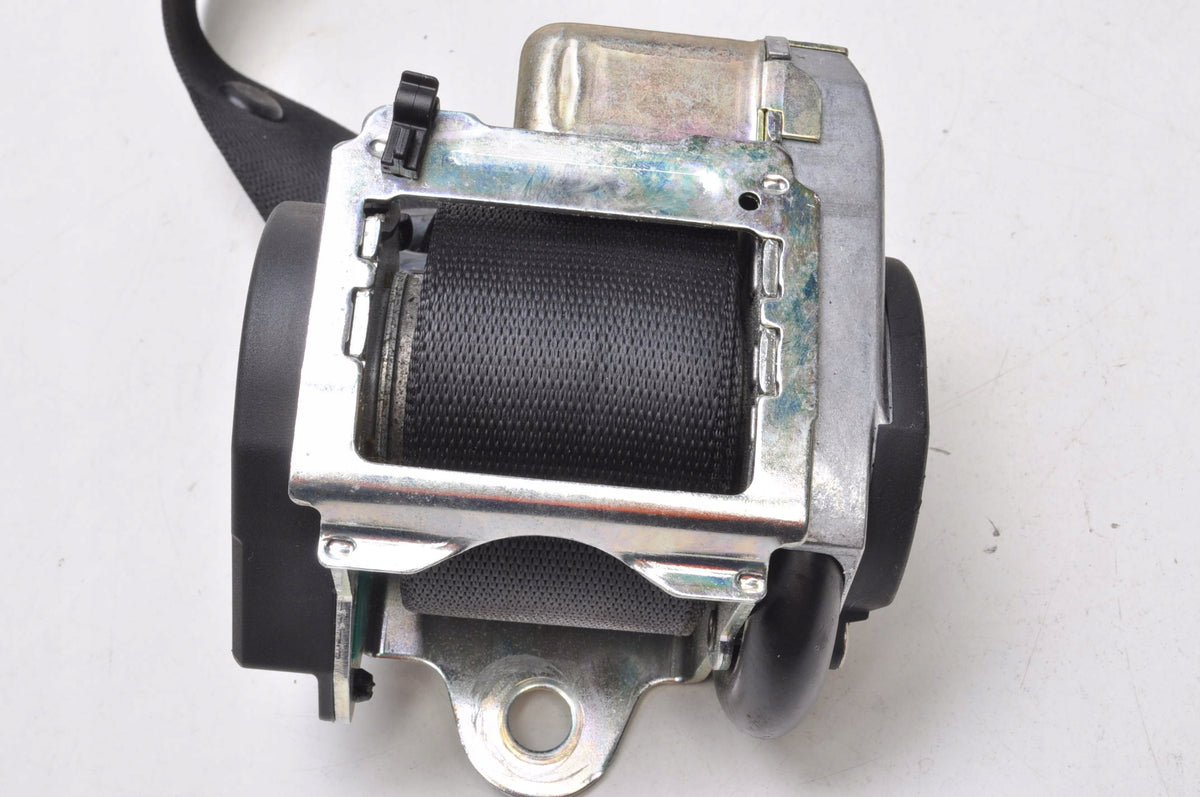 PORSCHE BOXSTER 986 LIFT SEAT BELT LEFT FRONT 98680303303