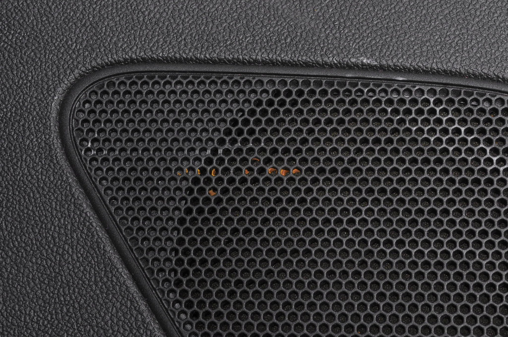 PORSCHE CAYENNE 9Y0 POST COVER RIGHT 9Y0867246