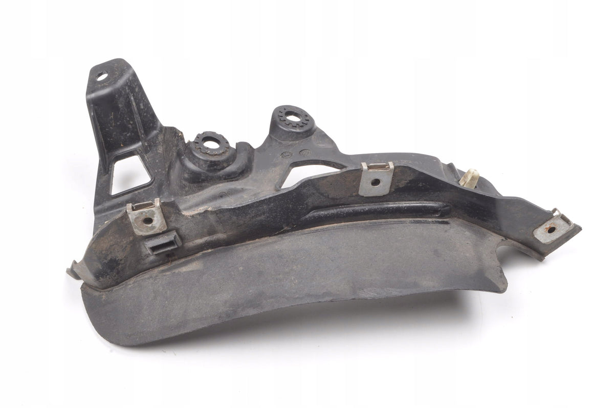 PORSCHE CAYENNE 9Y0 SPLASHER RIGHT REAR MOUNT 9Y0854816A