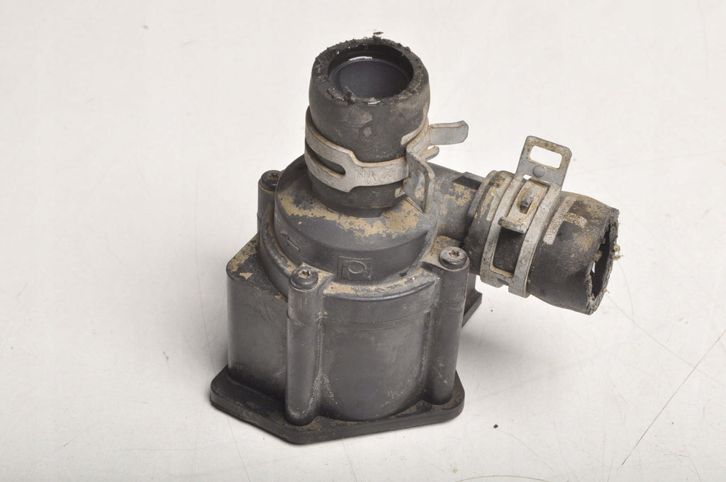 PORSCHE MACAN 3.6 ADDITIONAL WATER PUMP 06H121601M