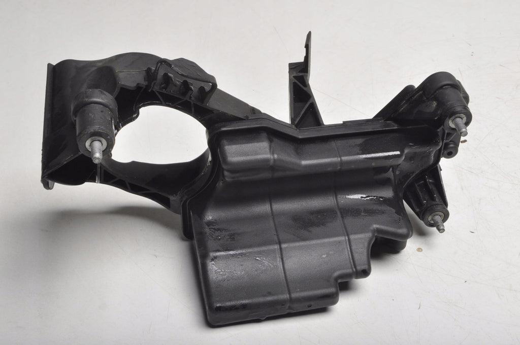 PORSCHE MACAN 3.6 VACUUM TANK P1 94611013077
