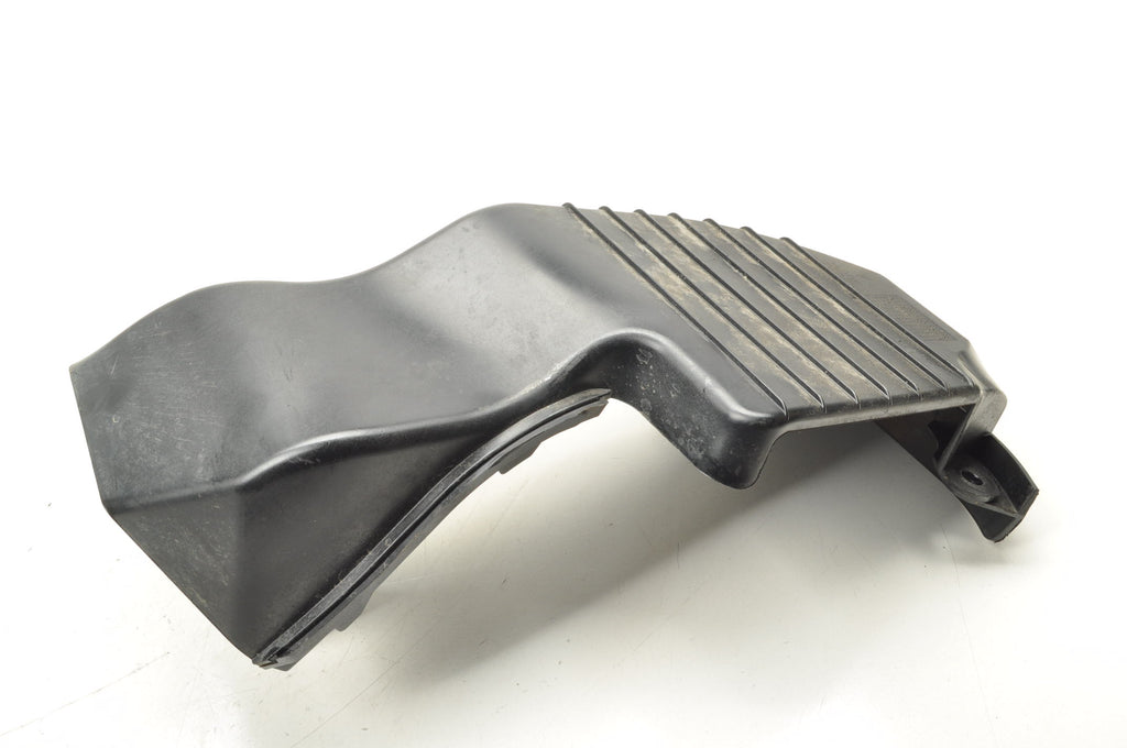 PORSCHE MACAN 95B 2.9 INTAKE PIPE AIR CHANNEL 95B317017
