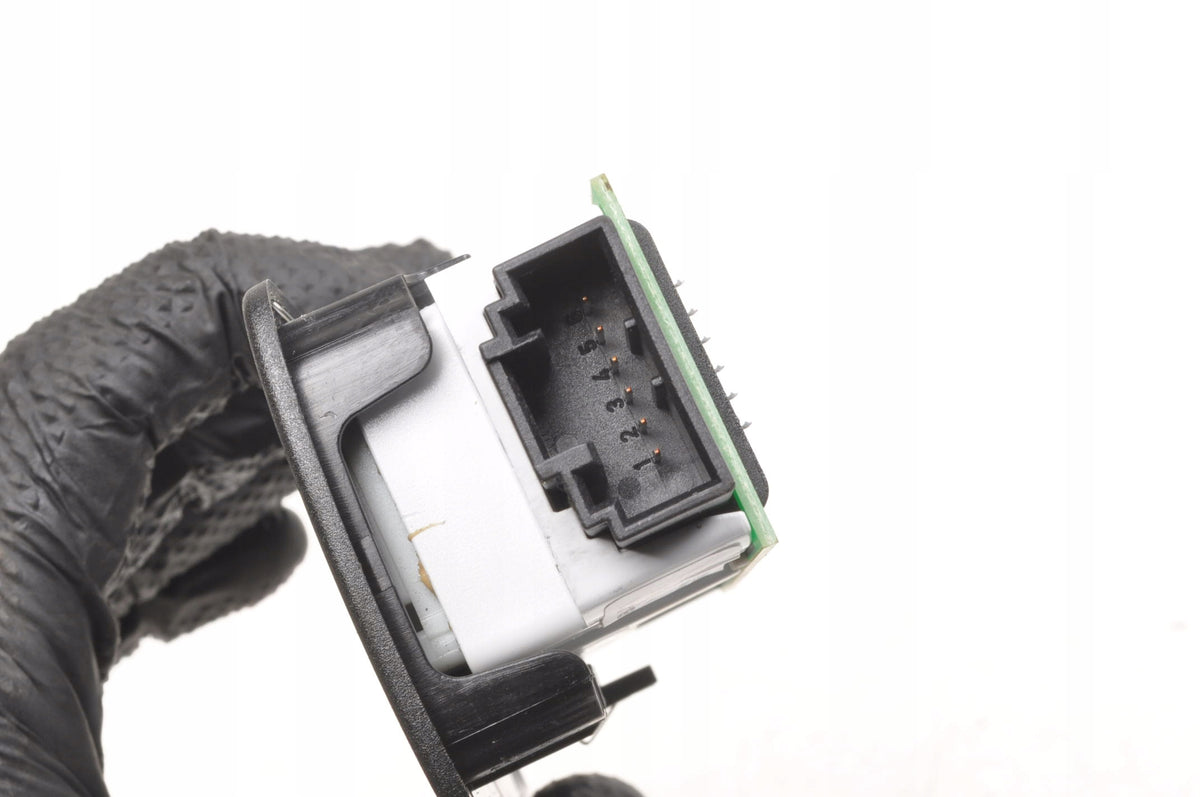 PORSCHE MACAN 95B LIGHTING INTERIOR CABIN LIGHT 95B947304A
