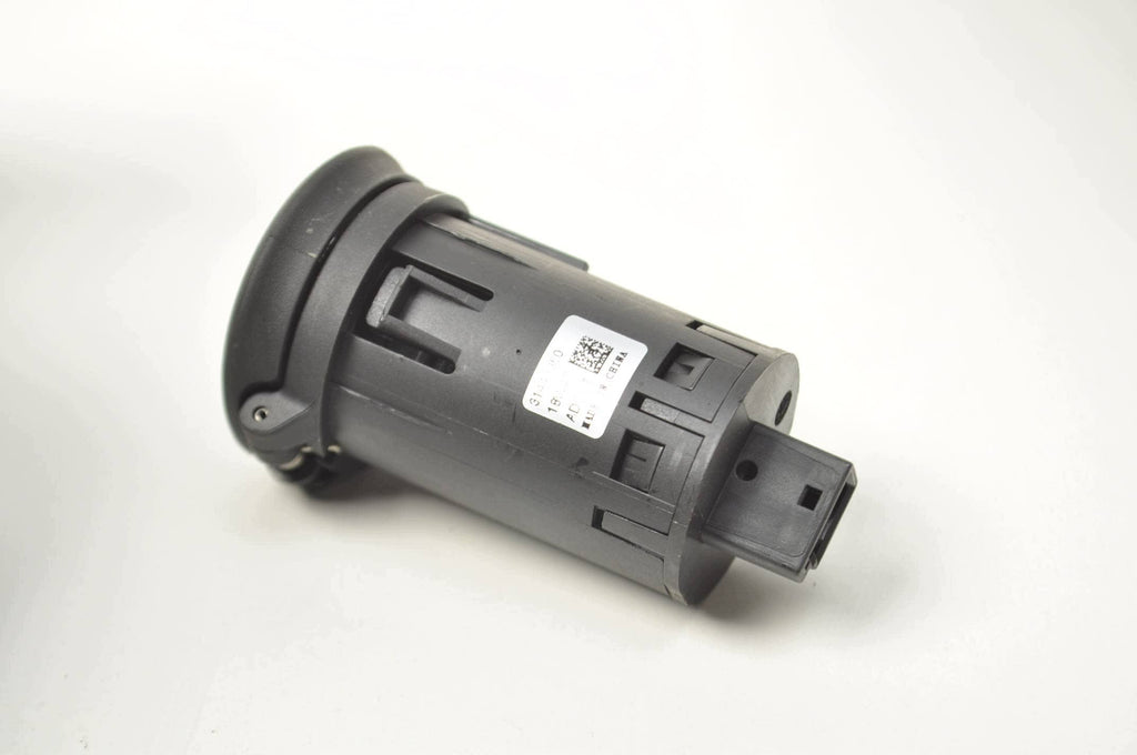 PORT SOCKET USB INPUT VOLVO XC40 31443960