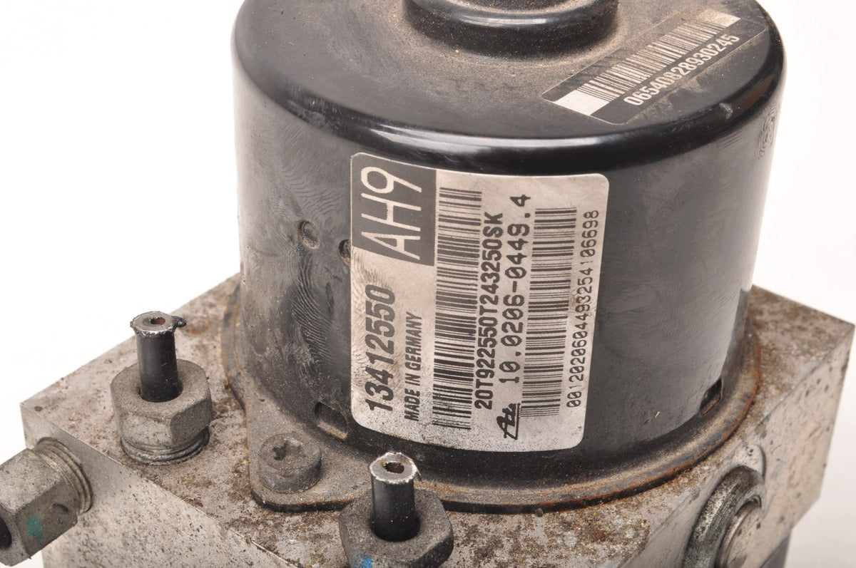 PUMP ABS OPEL ASTRA J CHEVROLET CRUZE 13412550