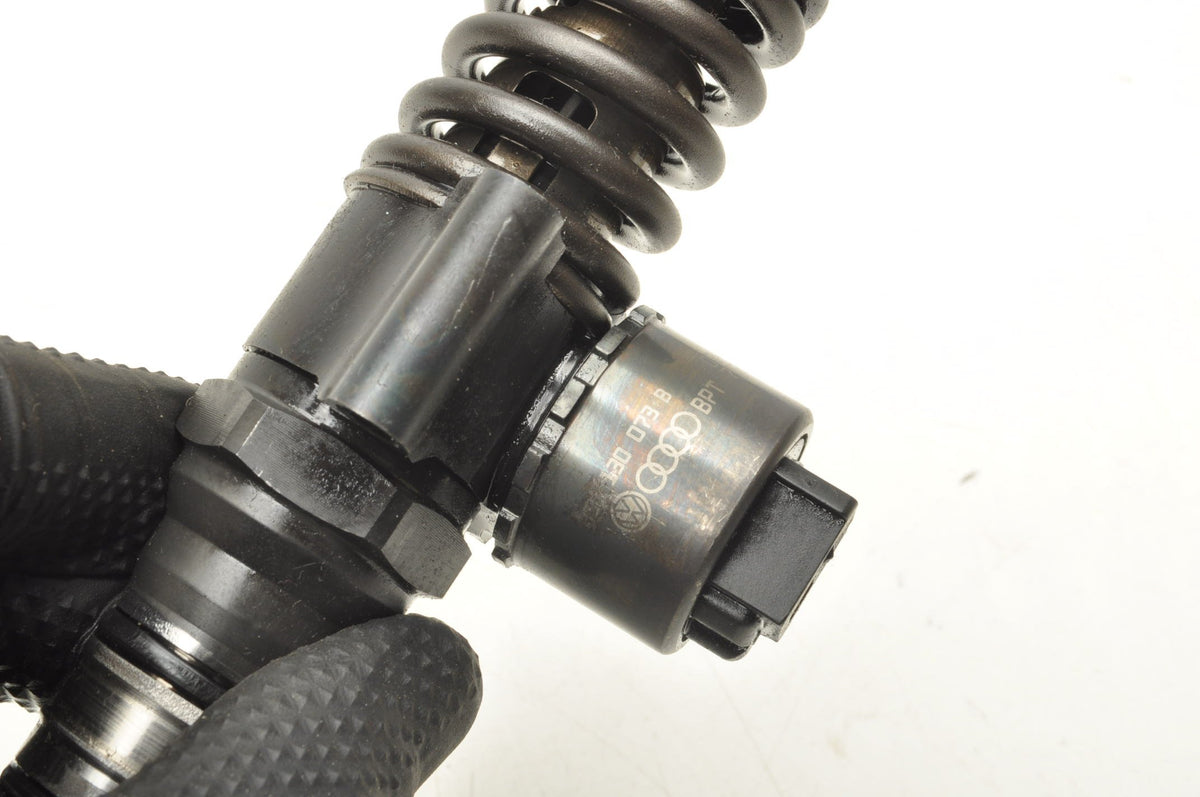 PUMP INJECTION VOLKSWAGEN TOURAN GOLF V 2.0 TDI 16V 136 KM 03G130073B