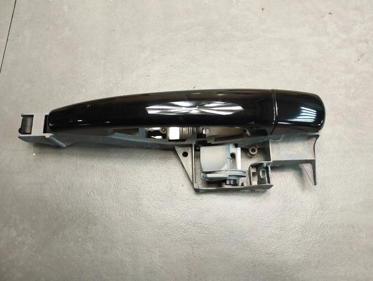 Peugeot 3008 I DOOR HANDLE RIGHT FRONT KTVD