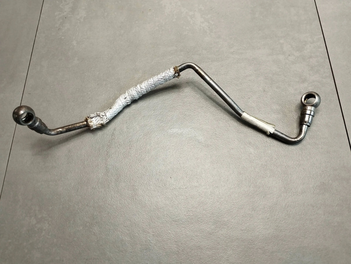 Peugeot 508 1.6 thp oil pipe