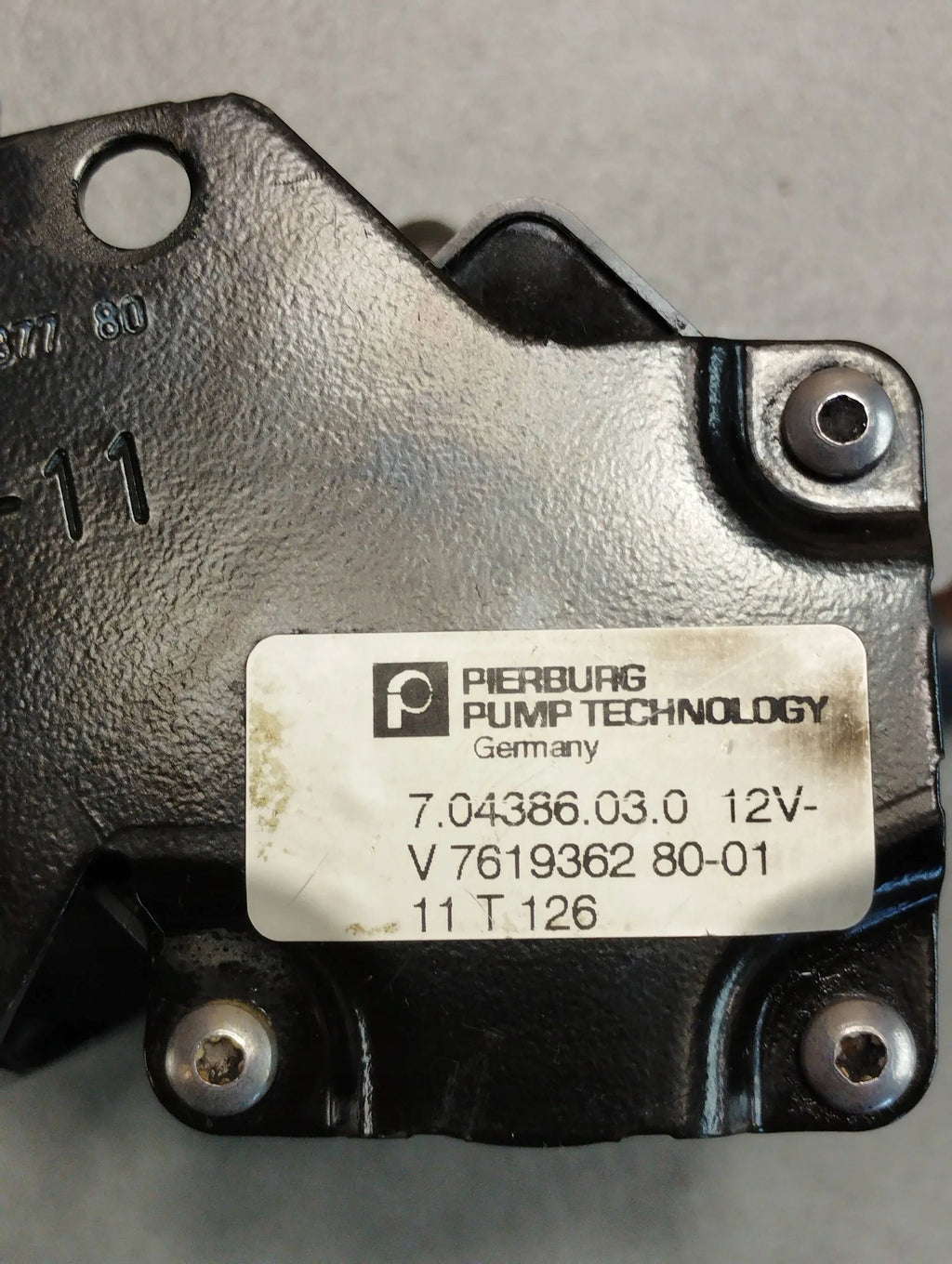 Peugeot 508 1.6 thp water pump 761935980